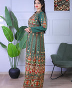 Nakhla Qaftan