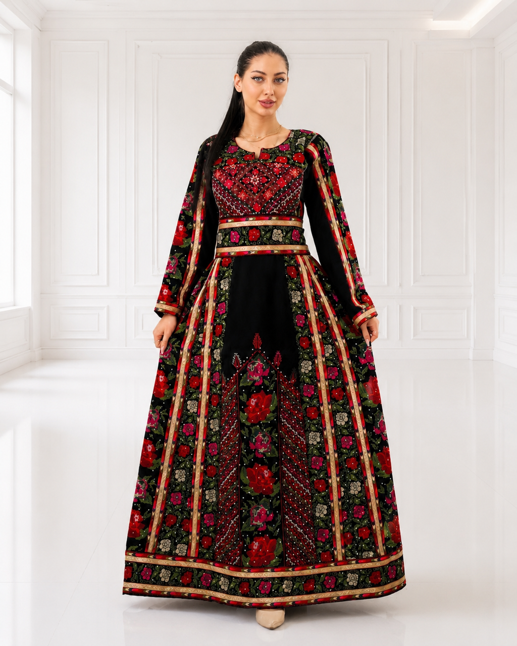 Layale Thobe Black