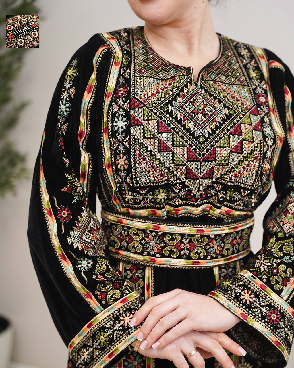 Lujain Velvet Thobe