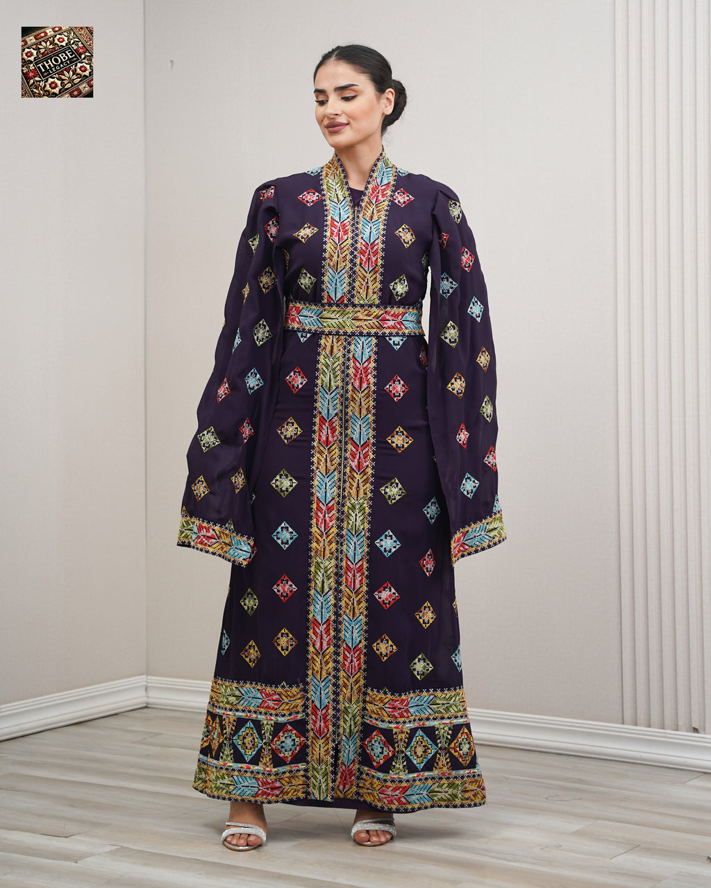 Zakhrafa Noir Abaya