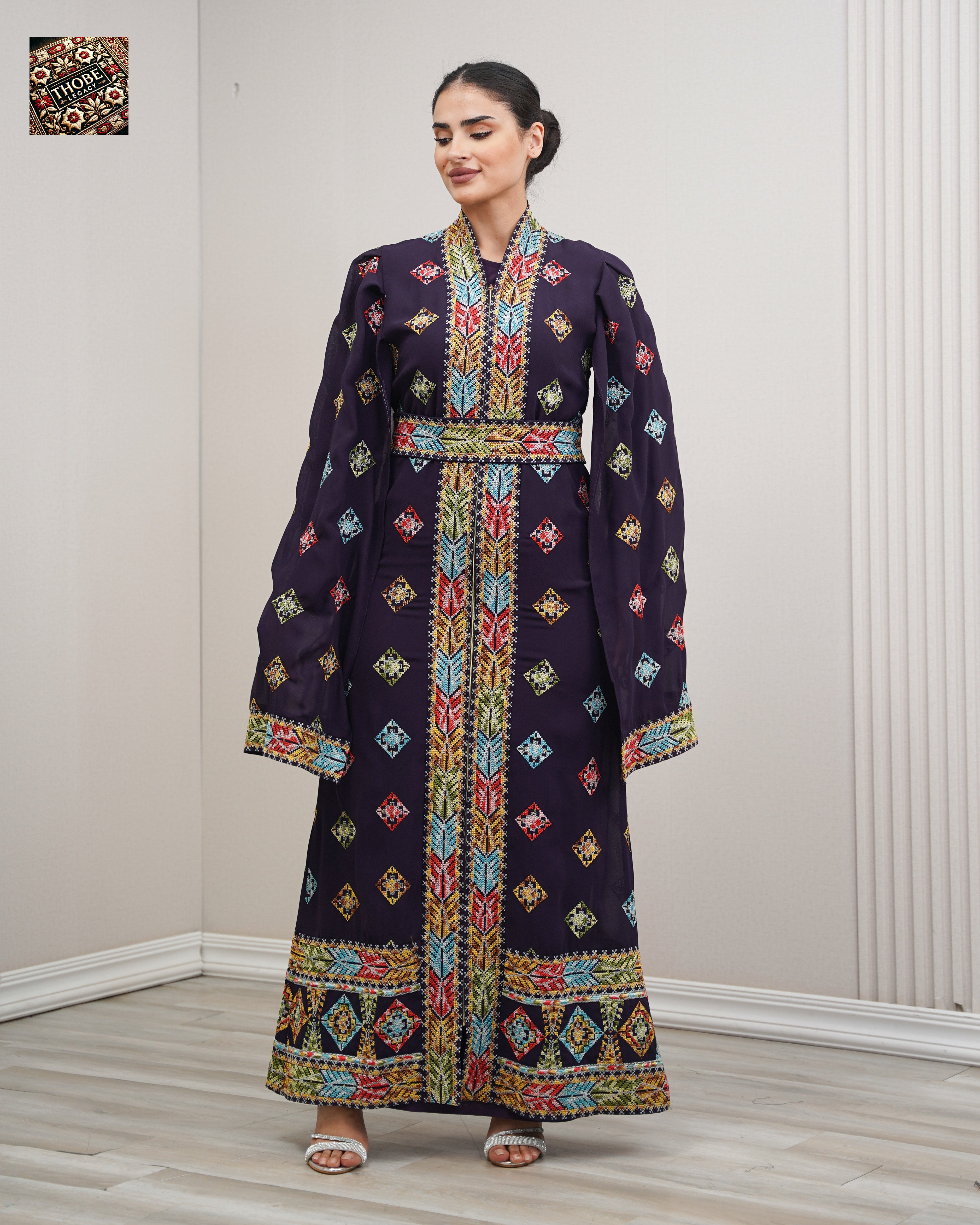 Zakhrafa Noir Abaya