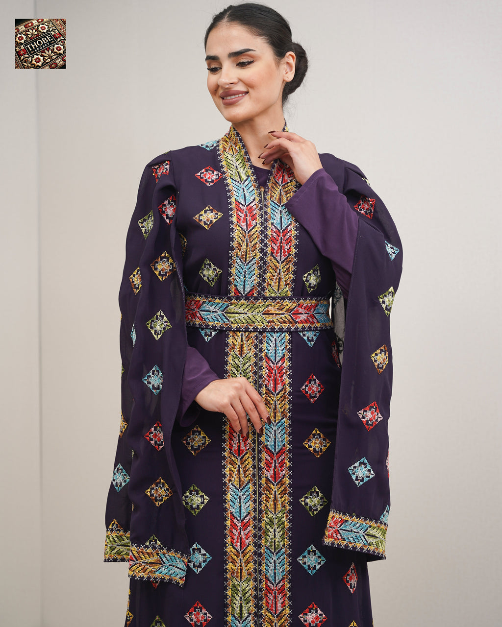 Zakhrafa Noir Abaya