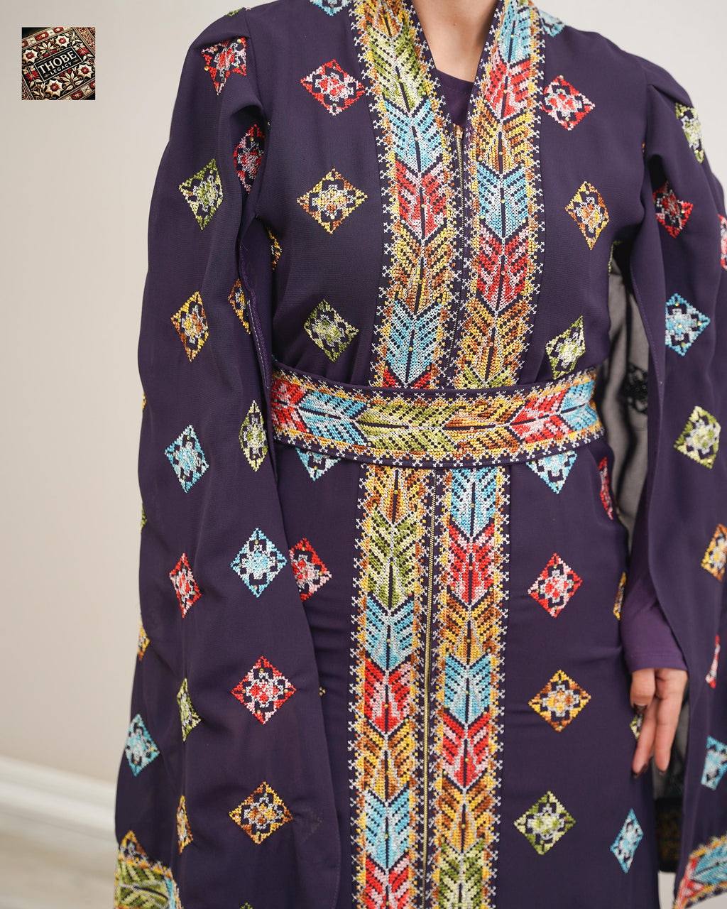 Zakhrafa Noir Abaya