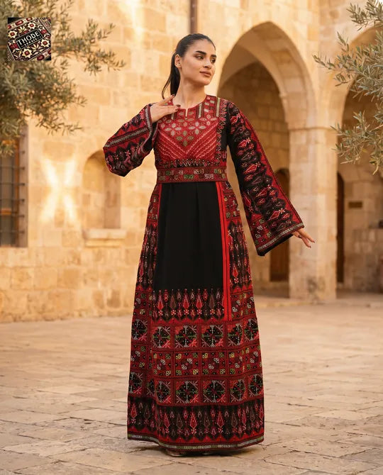 The Olive Thobe Black