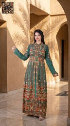 Nakhla Qaftan